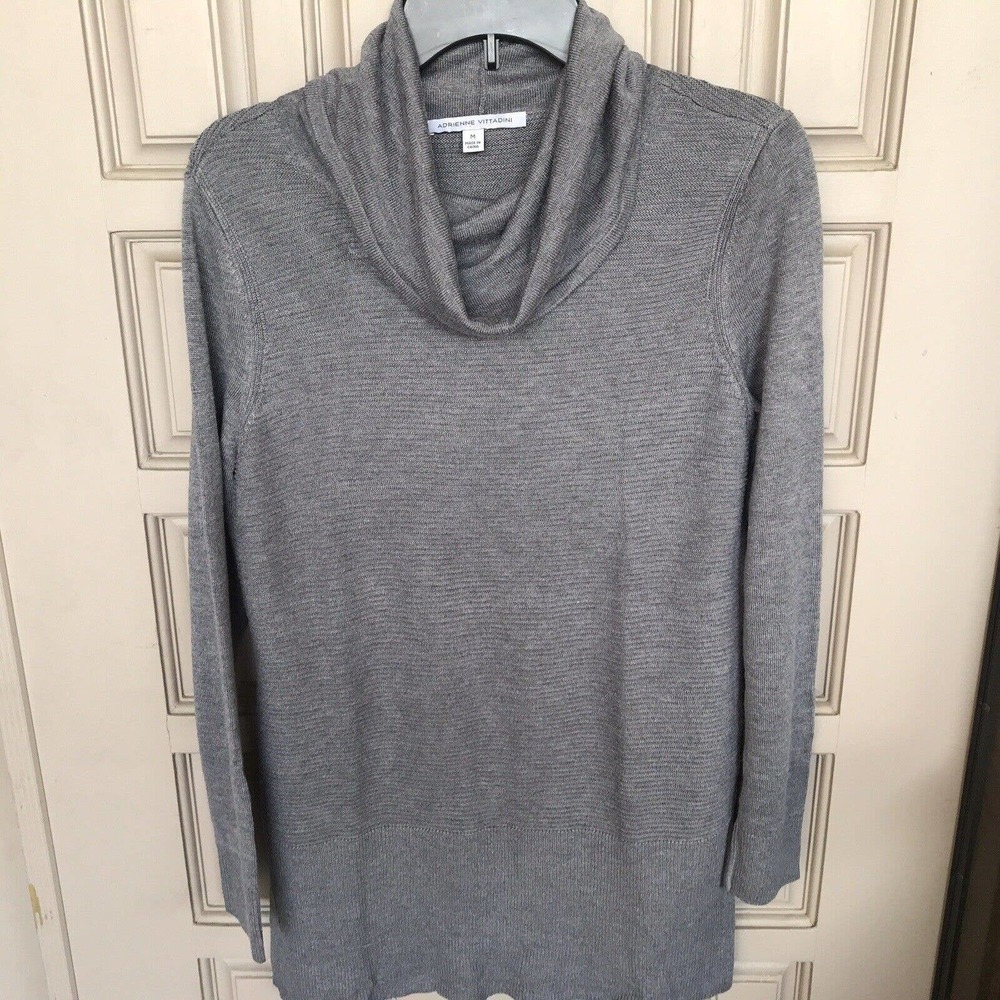 Adrienne Vittadini Sweater SzM Gray Tunic Slit Sides Cowl Neck Pre-Owned
